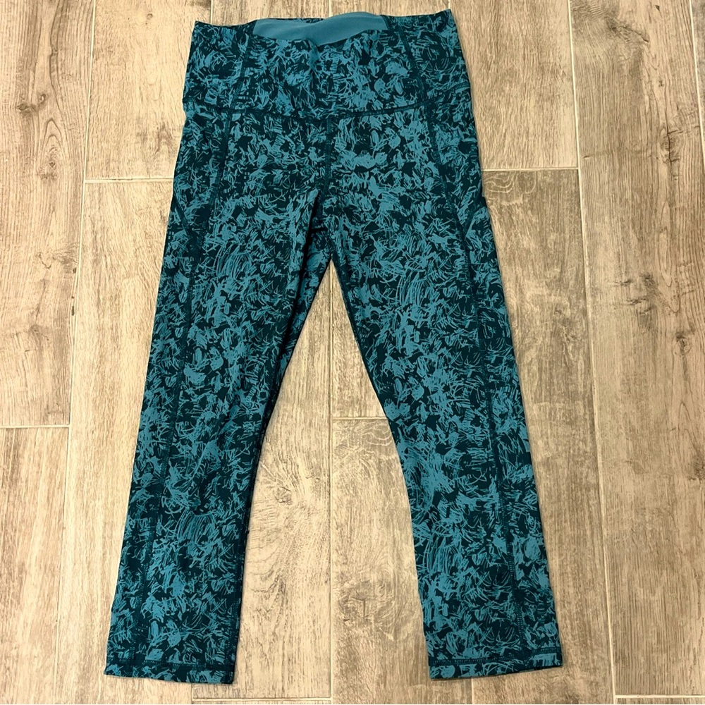 Under Armour Teal Scribble Print Workout Leggings Women’s Size Medium